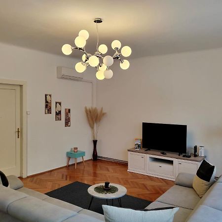 萨格勒布Modern&Rustic Apartman公寓 外观 照片