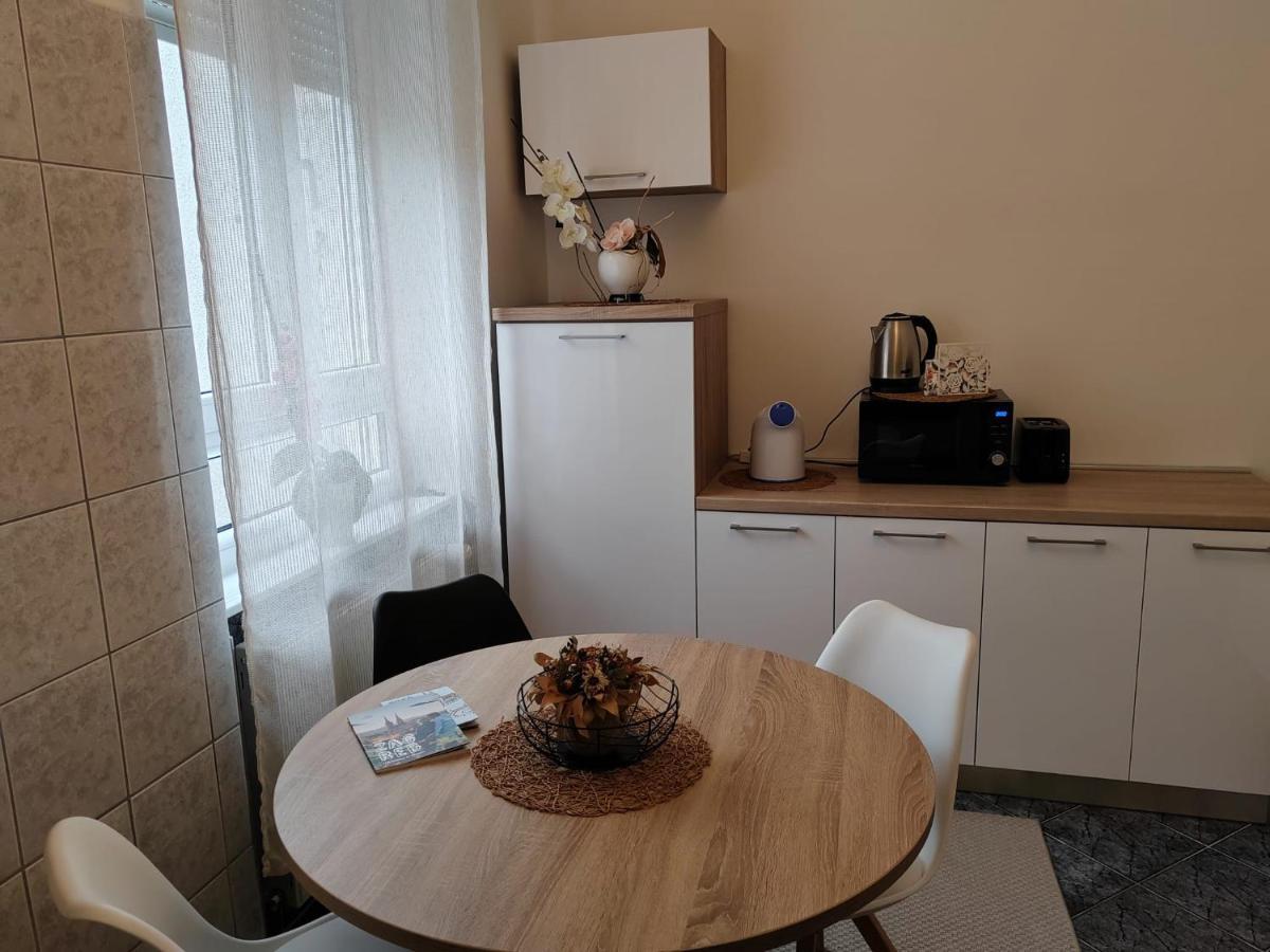萨格勒布Modern&Rustic Apartman公寓 外观 照片